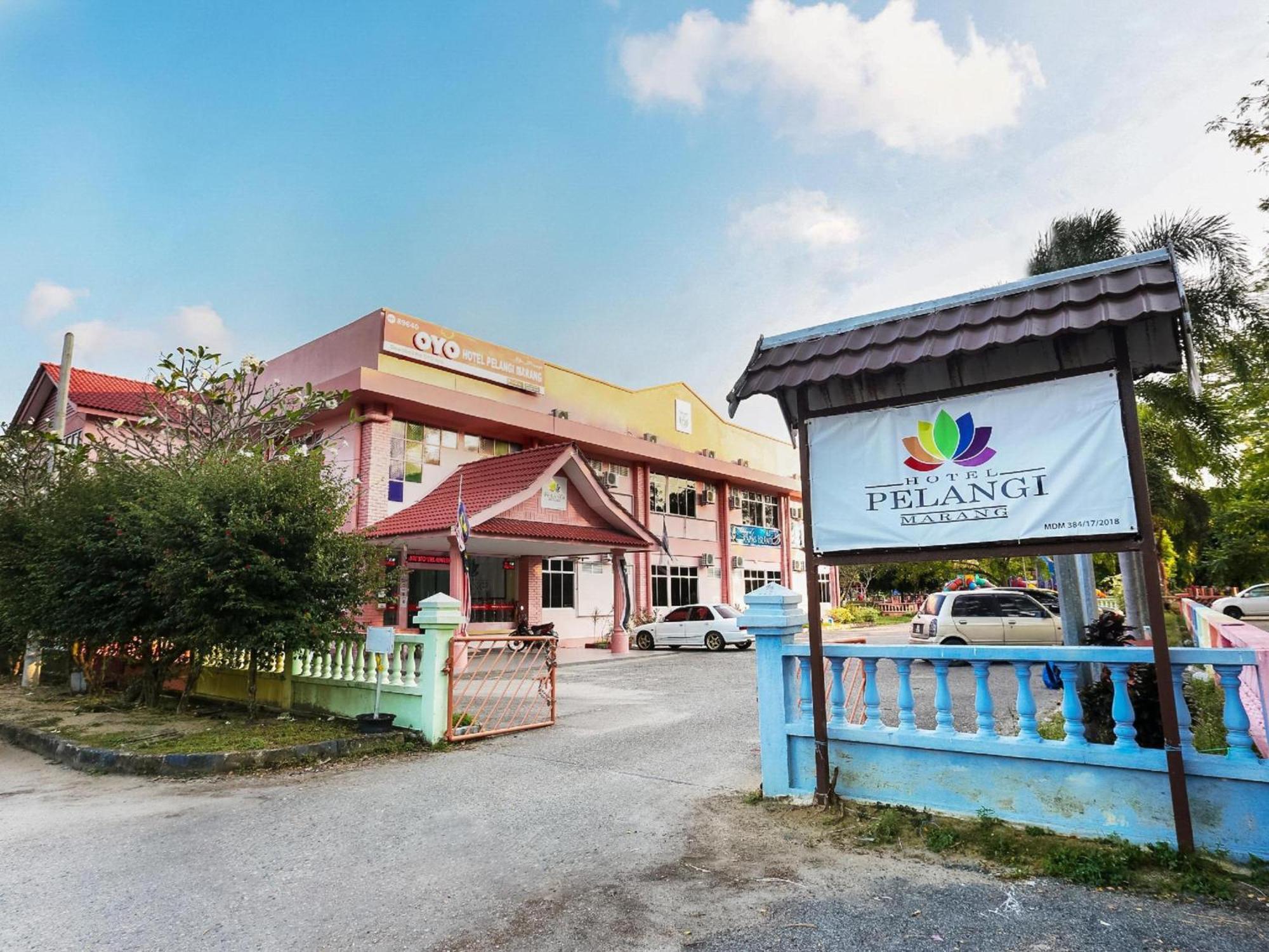 Super Oyo 89640 Hotel Pelangi Marang Exterior photo