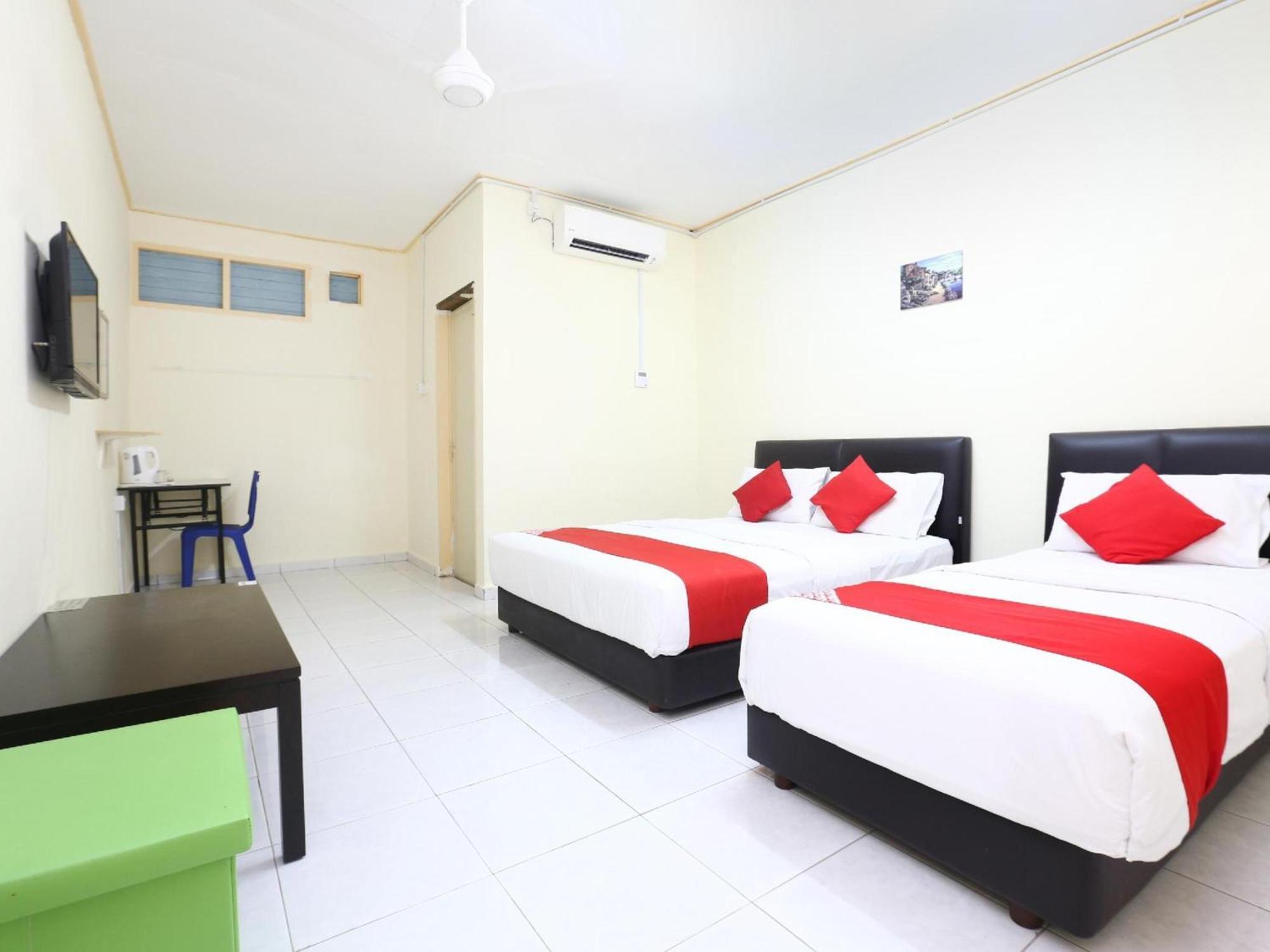 Super Oyo 89640 Hotel Pelangi Marang Exterior photo
